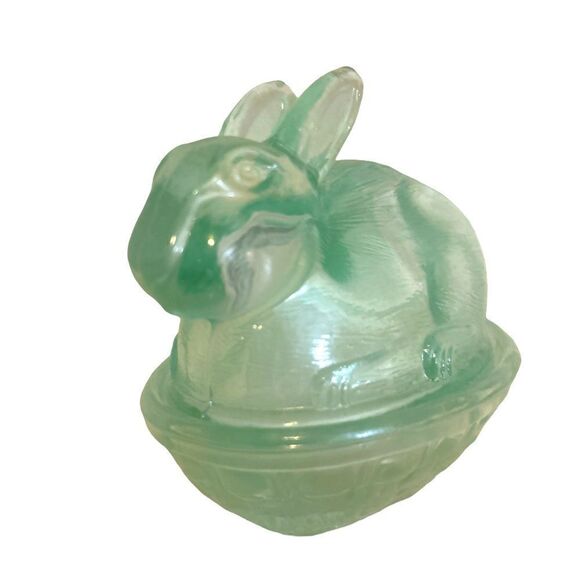 LE Smith Green Glass Bunny Rabbit On A Nest Covered Candy Dish - Picture 6 of 12
